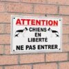 Panneau Extérieur 'ATTENTION CHIENS EN LIBERTÉ NE PAS ENTRER' - PVC Résistant (format A4)
