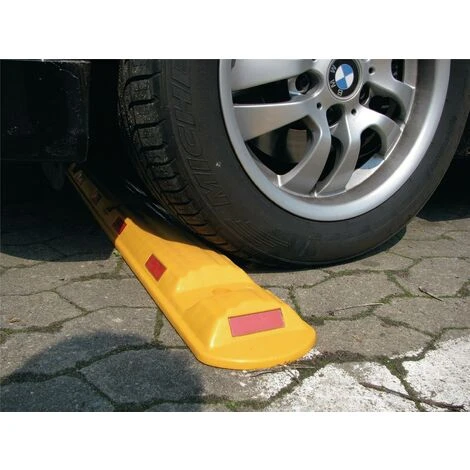 Bordure L1170xl150xH50mm Polypropylène Jaune Avec Bandes Réfléchissantes Rouges 2 Bordure L1170xl150xH50mm Polypropylène Jaune Avec Bandes Réfléchissantes Rouges – Image 2