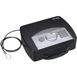 Master Lock Coffre-fort à Combinaison électronique MASTERLOCK Portable Et Compact - P008EML