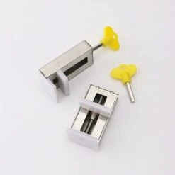 2 Packs Verrou Cale Fenêtre Coulissante Avec Clé Limiteur Cadre Porte Coulissante Réglable En Alliage D'aluminium Sécurité Antivol Pour Sécurité Enfants Pour L'école Dortoir Bureau Domicile-Triomphe -Promos Matériel Boutique 53948335 5