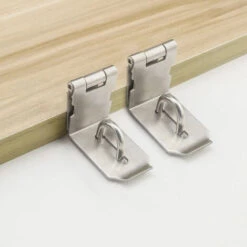 90 Degrés Moraillon De Cadenas Avec Cadenas Et Vis, Moraillon De Loquet De Porte En Acier Inox, Moraillon Cadenas à Angle Droit Indéformable Pour Porte En Bois, Jardin, Fenêtres, Armoires, Garage LO-R -Promos Matériel Boutique 56773538 5