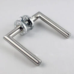 Paire De Poignées De Porte Sur Rosaces Rondes ， Inox 304 Sans Rosaces De Fonction(ponçage) -Promos Matériel Boutique 97248335 4